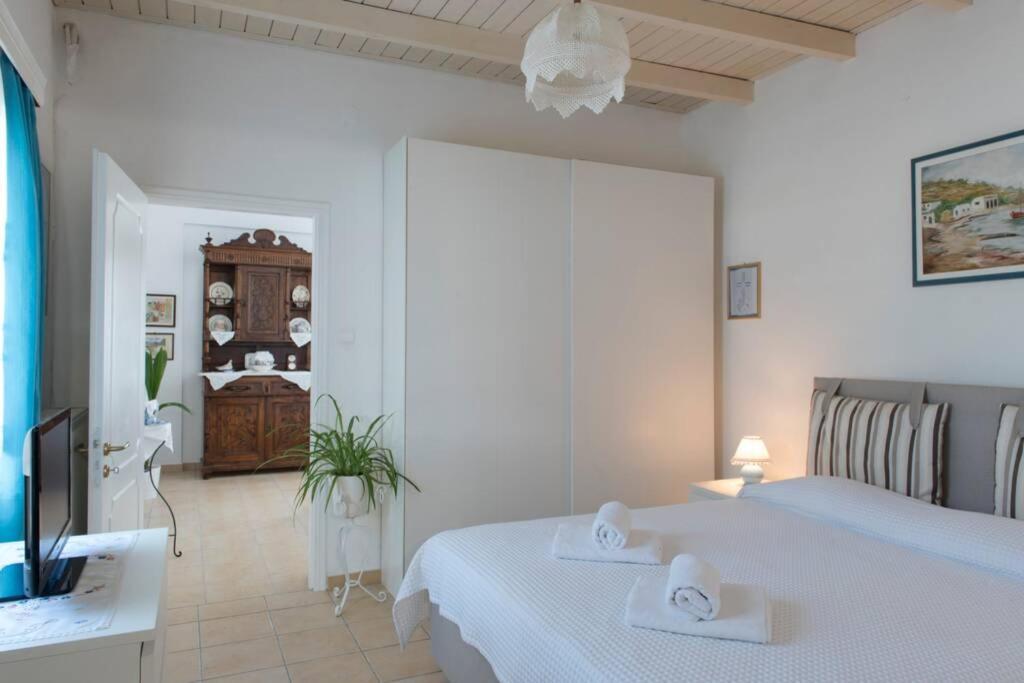 Palmaya Villa, Unique Seafront Experience Vagia  Exterior foto